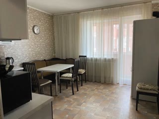 Продаж 3-кімнатної квартири на Позняках