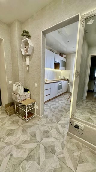 Продам 2к квартиру в самому центрі Залютино! Заїжджай і живи!