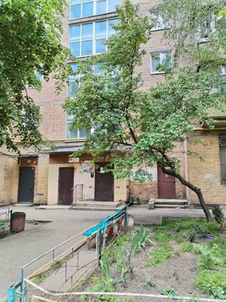 Продаж 1к квартира, вул. Кирилівська, Куренівський парк