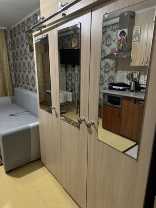 For Sale 1-room Apartment August 23, Pavlovo Pole