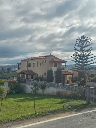 Μονοκατοικία 280τ.μ.