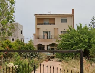 475 m² Business Building