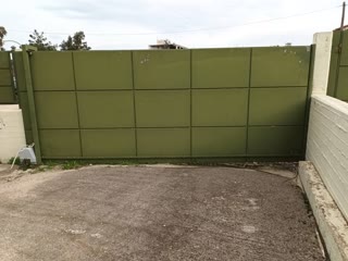Κτίριο επαγγελματικών χώρων 950τ.μ.
