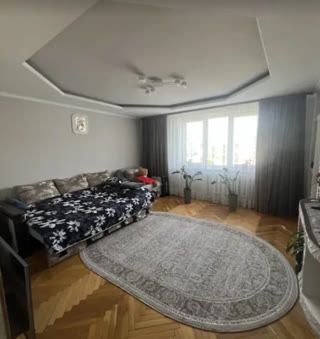 Sale of a 3-room apartment in Sykhiv