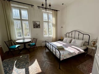 🏡 Продаж 1-кімнатної квартири в історичному центрі Львова