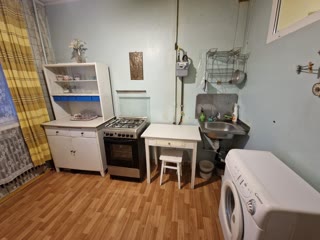 Продам 1к квартиру м. Студентська 10 хвилин, вул. Тракторобудівників. 535мкр-н