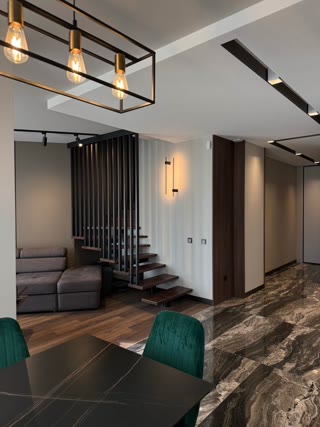 Rental of a two-level 3-room apartment on Ocheretyana Street