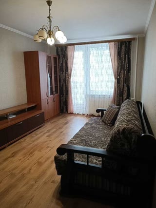 Продам 2-х ком. квартиру Холодна Гора