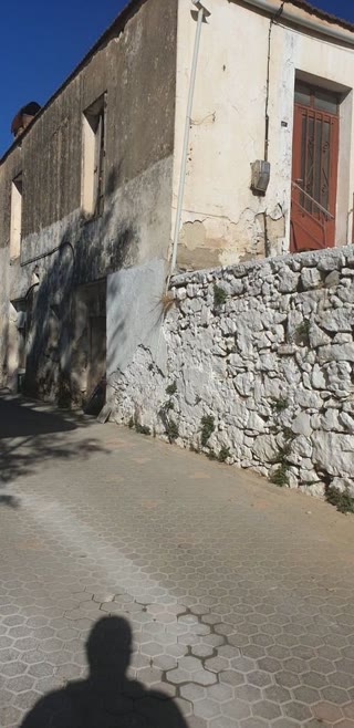 Μονοκατοικία 180τ.μ.