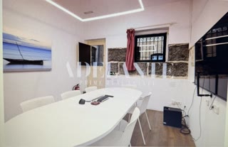 Office for sale on Calle de Recoletos with an elevator. thumbnail 11