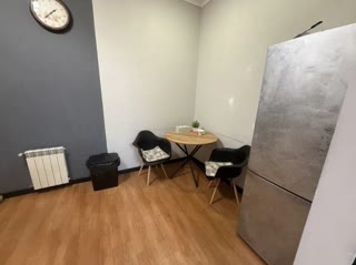 Продаж 2-кімнатної квартири на площі Івана Франка