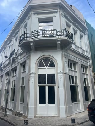 650 m² Office