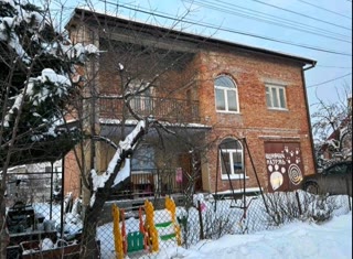 Продам будинок у Львові