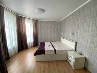 Продам 2к квартиру проспект Героїв Харкова, ЖК Московський, метро Захисників України