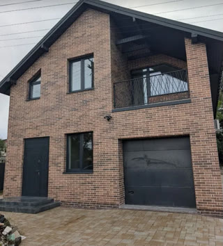 Продаж сучасного 2-поверхового будинку на вул. Ясній у Брюховичах