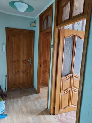 Продам 3к квартиру метро Спортивна, Метростроїтелів