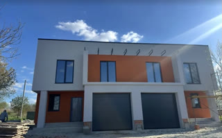 Продаж дуплекса у Скнилові — сучасний котедж із гаражем