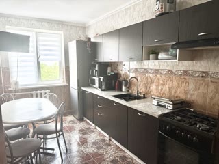 Продаж 3-кімнатної квартири 69м² | вул.Творча | район Грінченка