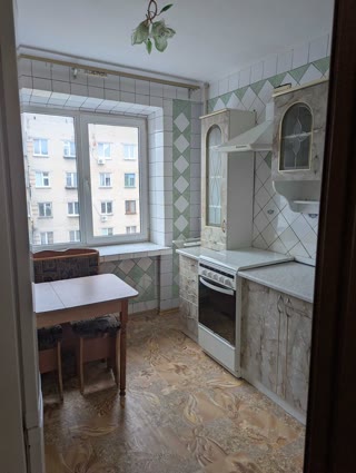 Продам 3-комнатну квартиру в самому зручному місці Залютино (Холодногірський район)