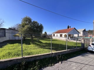 Οικόπεδο 303 τ.μ.