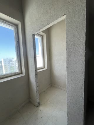 Продам 2-кімнатну квартиру в новобудові на ХТЗ — ЖК Миру 3