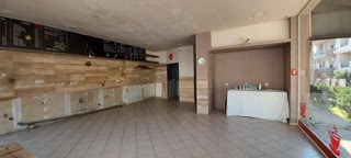 Κτίριο επαγγελματικών χώρων 400τ.μ.