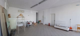 Κτίριο επαγγελματικών χώρων 400τ.μ.