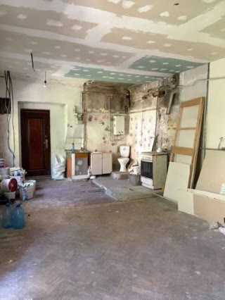 Продаж 2-кімнатної квартири з паркомісцем, сараєм та підвалом — вул. Сковороди Личаківському районі Львова