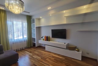Продам квартиру 80м, гарний ремонт, центр Києва, вул. Лукянівська