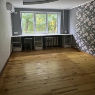 Продаж 2-кімнатної квартири на Майорівці