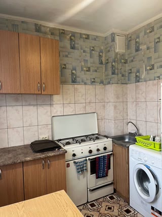 For Sale 1-Room Apartment near Student Station, Saltivka