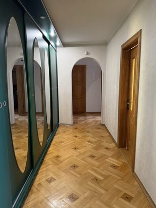 Продаж 3-кімнатної квартири 69м² | вул.Творча | район Грінченка