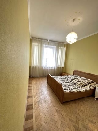 Продам 3к квартиру Центр, ул Алчевських
