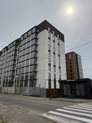 Sale of a 2-room apartment in the residential complex 'Sheptytsky' (assignment)