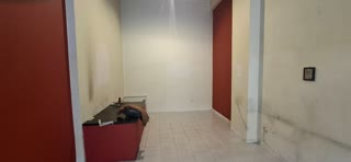 Store of 50 m²