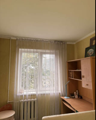 Продам 3к квартиру на Нових Будинках, біля метро Палац Спорту