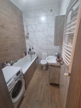 Продаж таунхауса у Зимній Воді