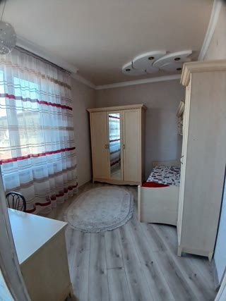 Продаж 3-кімнатної квартири в будинку особнячного типу