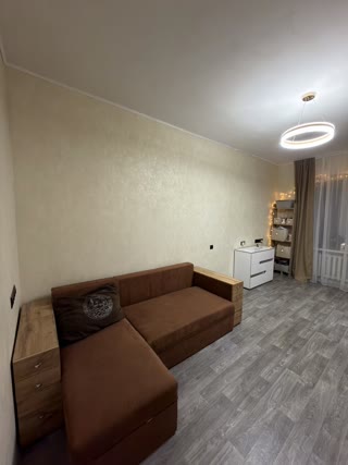 Продам однокімнатну квартиру Одеська