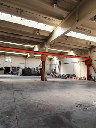 Промышленное помещение 1000 м²