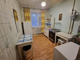 Продам 1к квартиру м. Студентська 10 хвилин, вул. Тракторобудівників. 535мкр-н