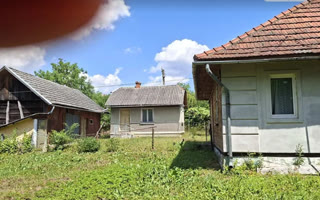 Продаж будинку з великою земельною ділянкою в с. Станиля