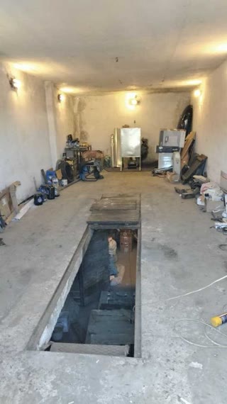 Продаж просторого цегляного гаража в Сихівському районі
