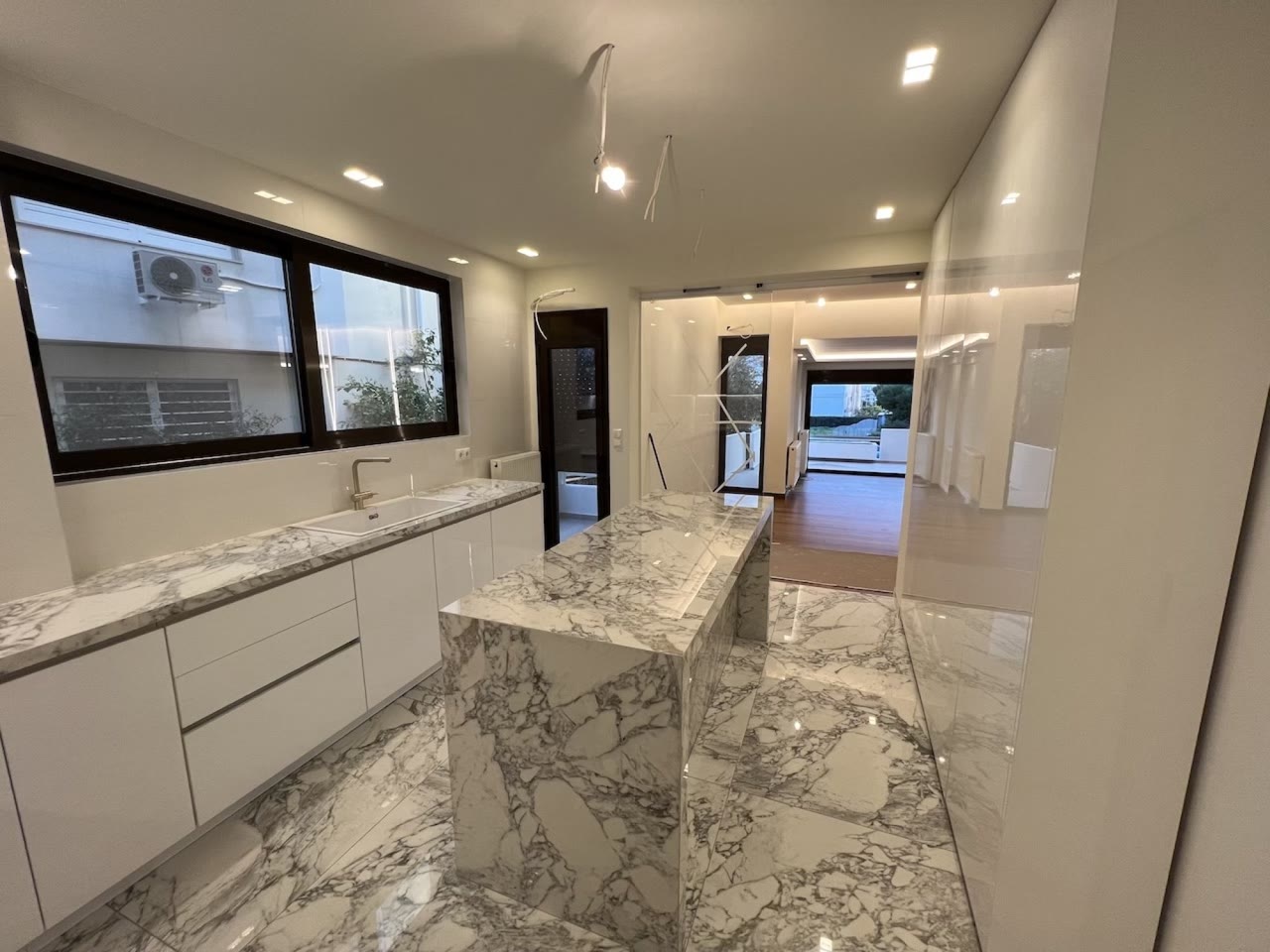 4 rooms plan