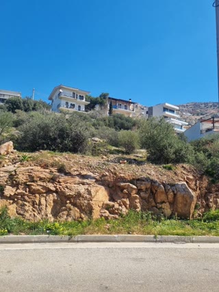 Οικόπεδο 610τ.μ.