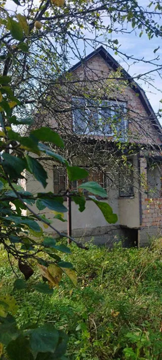 Продаж дачного будинку у Дрогобичі 🏡