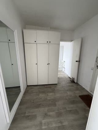 Продам 2-комнатну квартиру метро Центральний ринок. Розглядаємо сертифікат