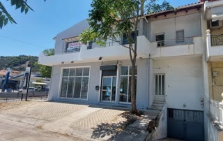 Κτίριο επαγγελματικών χώρων 214τ.μ.