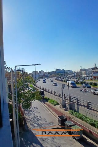 Κτίριο επαγγελματικών χώρων 170τ.μ.