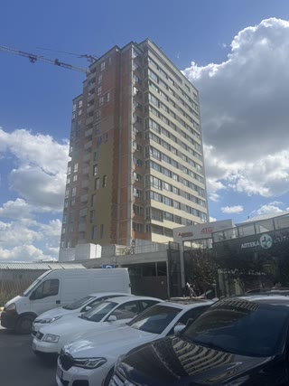 Sale of a 2-room apartment in the Strim Towers residential complex from the owner